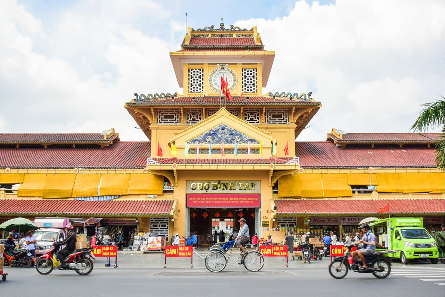 PHƯỜNG CHỢ LỚN
